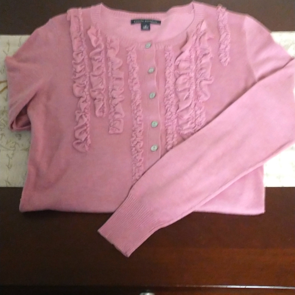 ✨HP✨!!WORN ONCE!! Dusty Rose Banana Republic Ruffle Cardigan